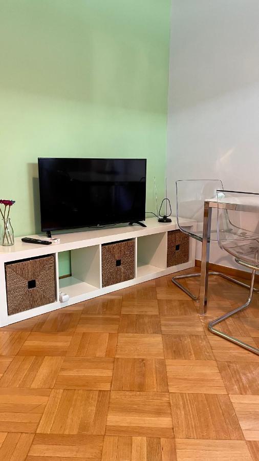 70M2 Apartment 4 Mins From Athens Central Station! Exterior photo